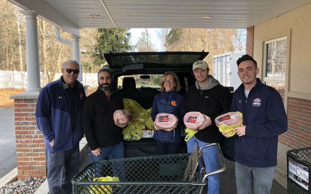 MLAA Delivers Food for the Holidays